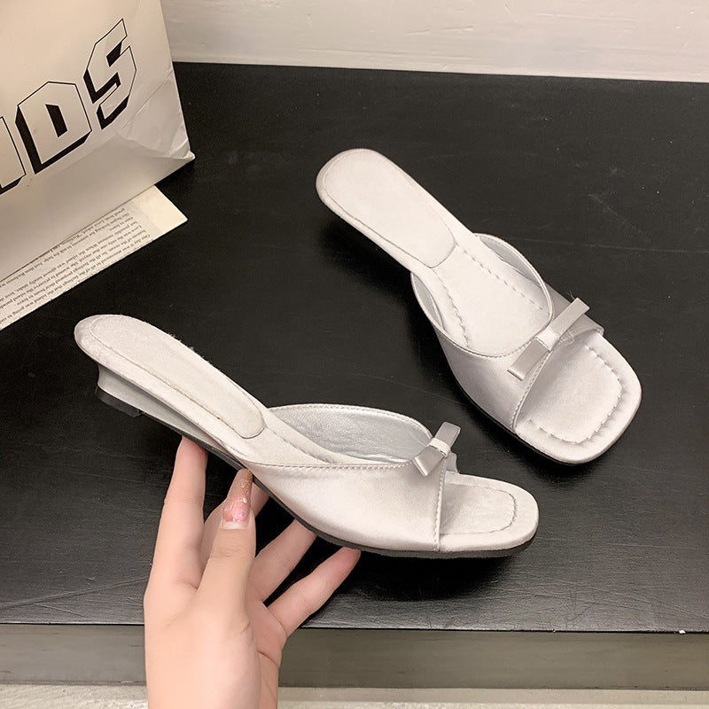 Damen elegante Riemen-Sandaletten mit modischer Schleifenapplikation EB