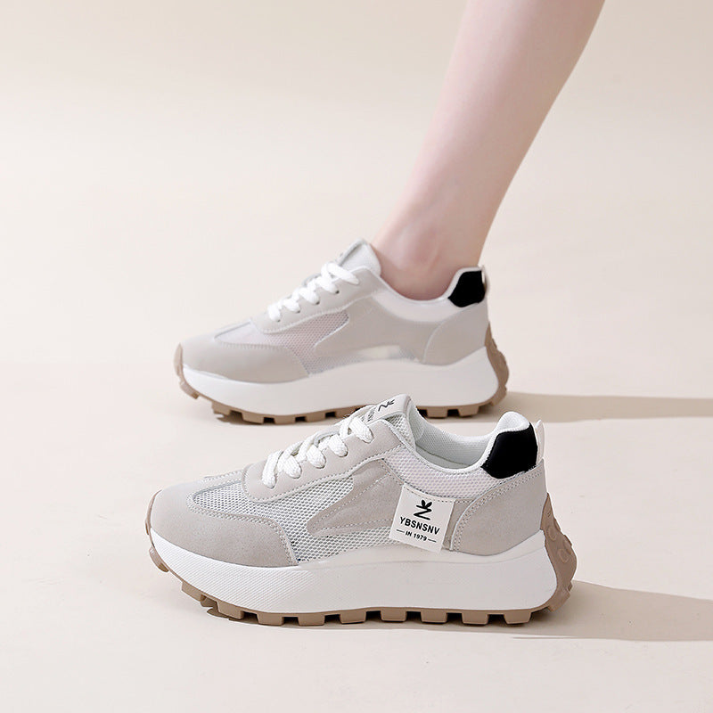 Damen Sportliche Sneaker mit atmungsaktiven Mesh-Einsätzen und dämpfender Sohle EB