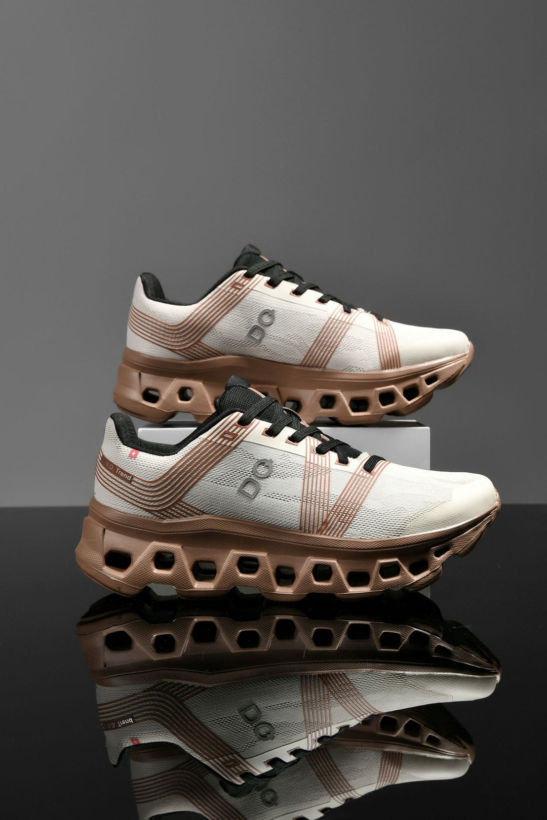 Unisex leichte Straßenlauf-Sneaker mit hochdynamischer Rebound-Zwischensohle und atmungsaktivem Strickoberteil EB