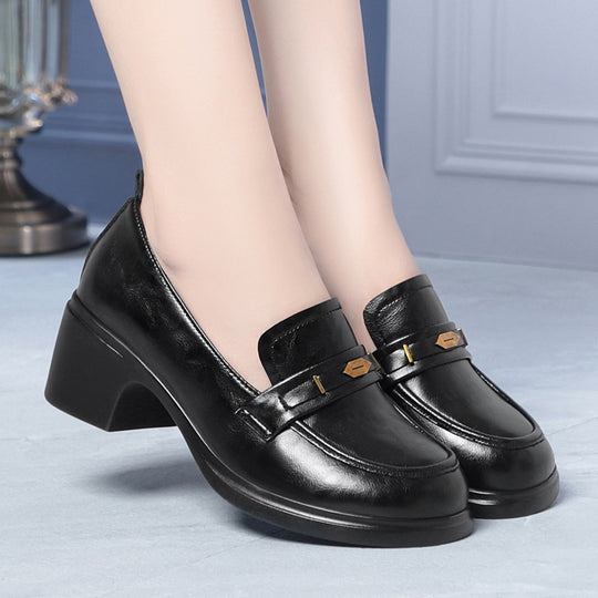 Damen Elegante Loafers mit stilvollem Schmuckdetail und komfortablem Blockabsatz EB