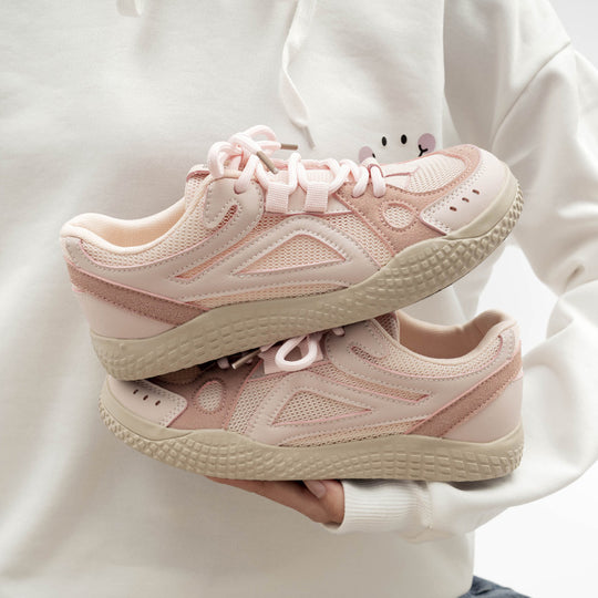 Damen Sportliche Freizeitschuhe mit atmungsaktiver Mesh-Konstruktion und rutschfester Sohle EB