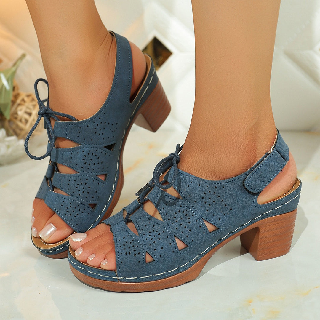 Damen Komfortable und luftige Sandalen mit verspieltem Schnür-Design EB