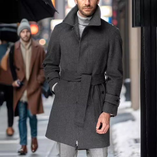 Herren eleganter Mantel mit Gürtel und klassischem Revers EB