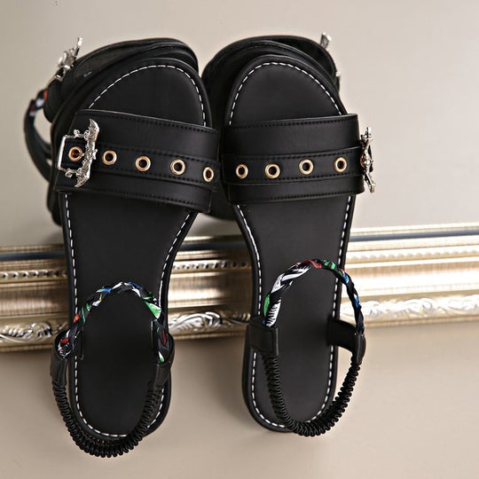Damen modische Sandalen mit verstellbarem Riemchen und auffälligem Dekorelement EB