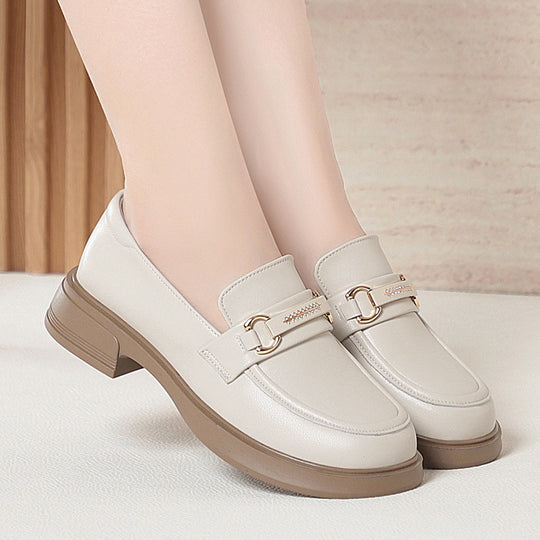 Damen Elegante Mokassins mit modischem Detail EB