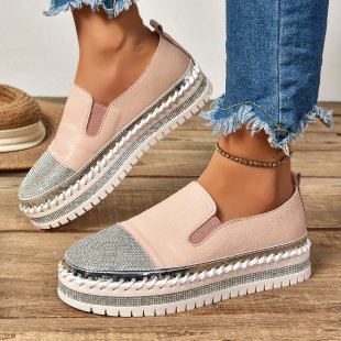 Damen Slip-On Plateau-Sneaker mit elegantem Glitzervorbau und rutschfester Sohle EB
