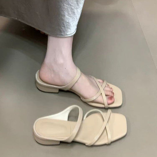 Damen elegante Flachsandalen mit geschmackvollem Kreuzriemen und bequemer Sohle EB
