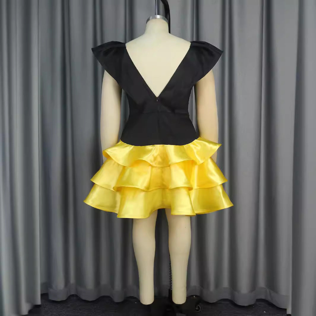 Damen Cocktailkleid mit voluminösem Rüschensaum und elegantem V-Ausschnitt EB