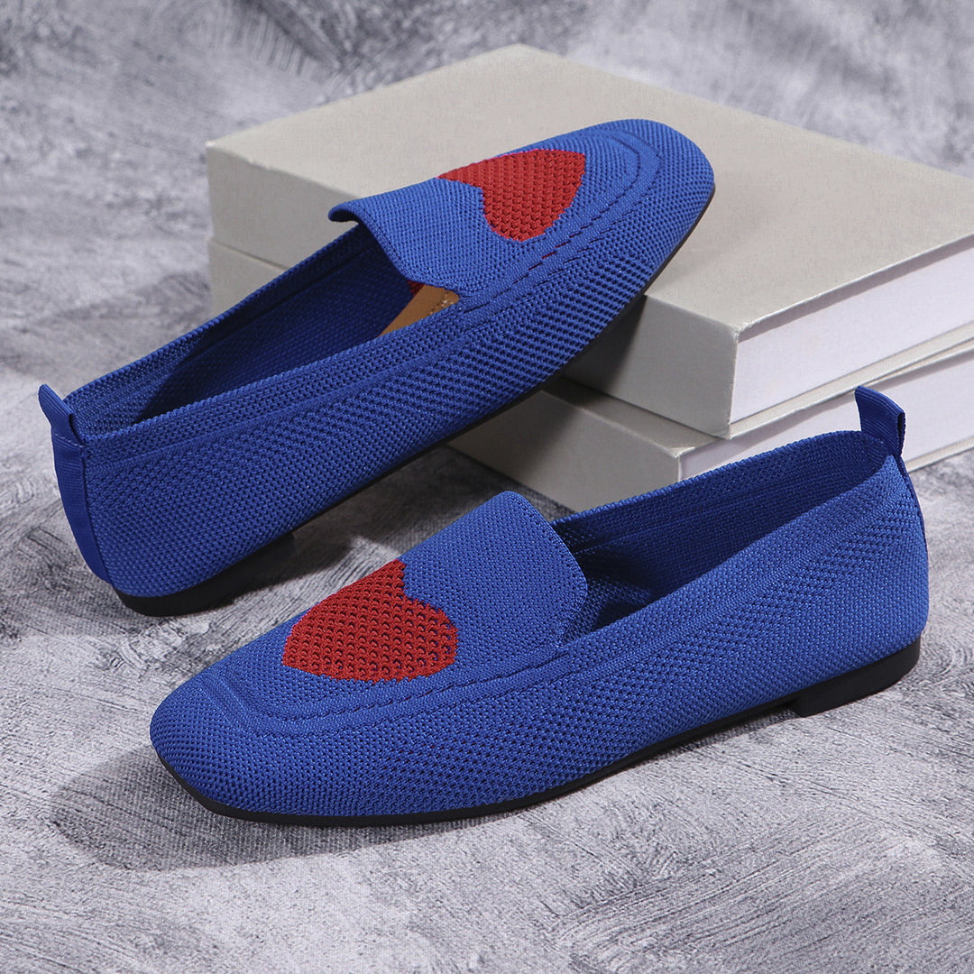 Damen Elegante Slip-On Ballerinas mit Herzdetails EB