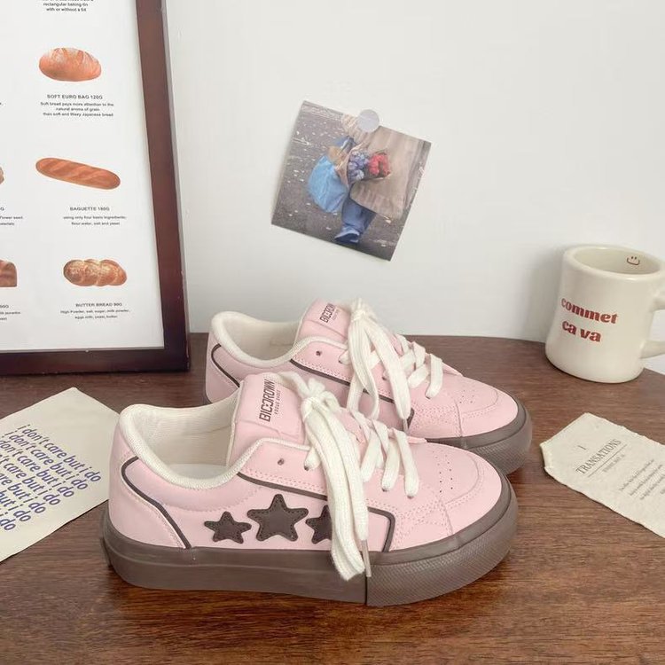 Damen Sportliche Sneakers mit modischen Sternenapplikationen EB