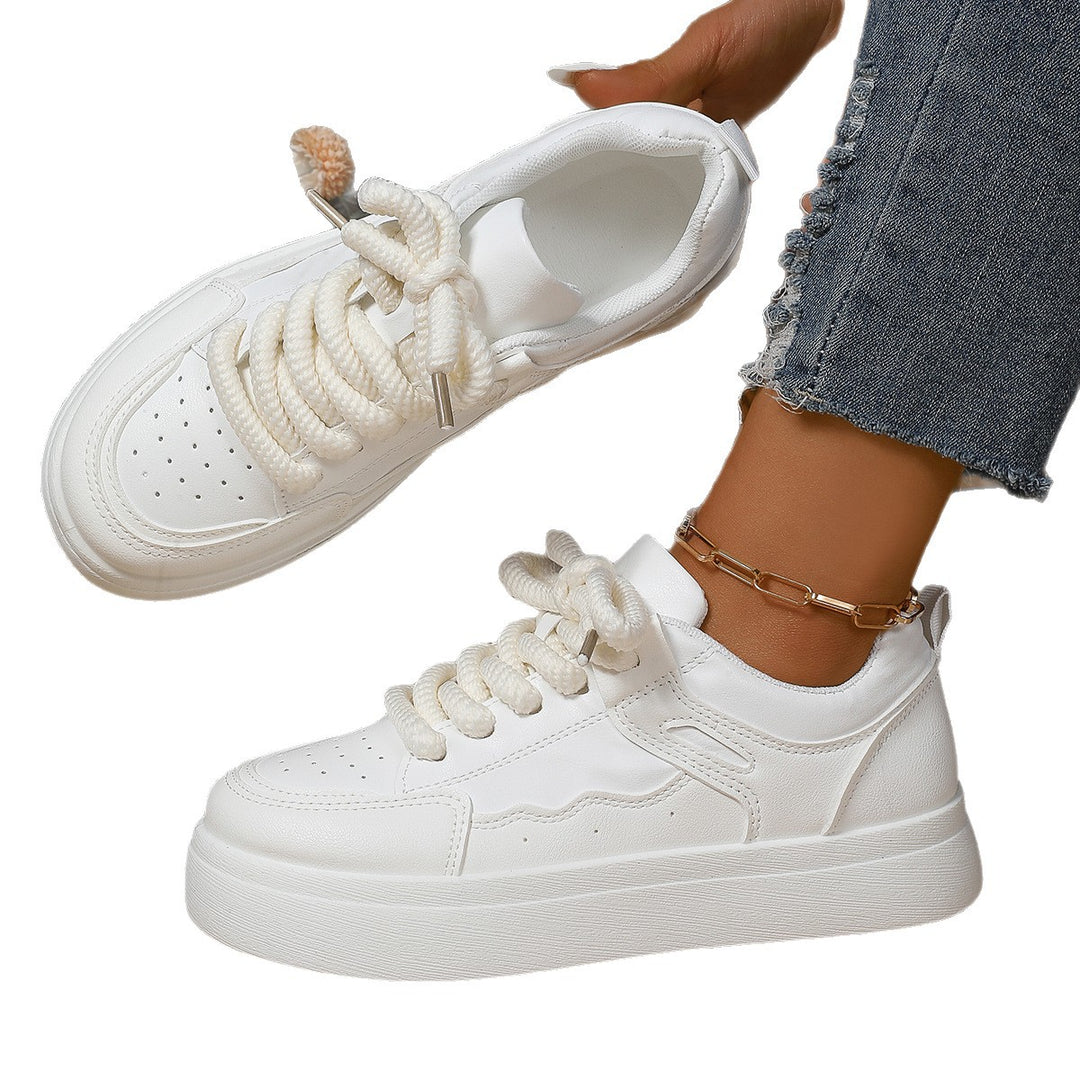 Damen Sneaker mit modischem Plateau und hochwertigen Schnürsenkeln EB