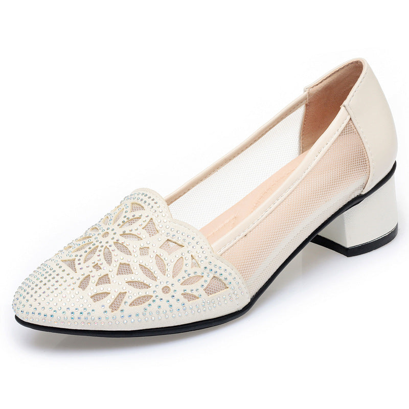 Damen Elegante und luftige Ballerinas mit floralem Lochdesign EB