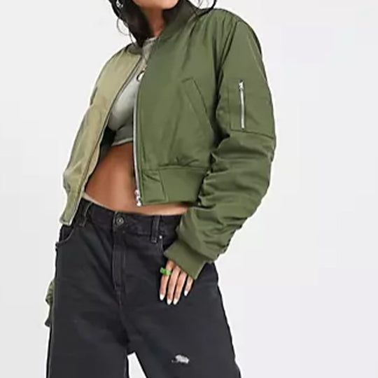 Damen modische Bomberjacke mit verspieltem Patchwork-Design und praktischen Reißverschlusstaschen EB