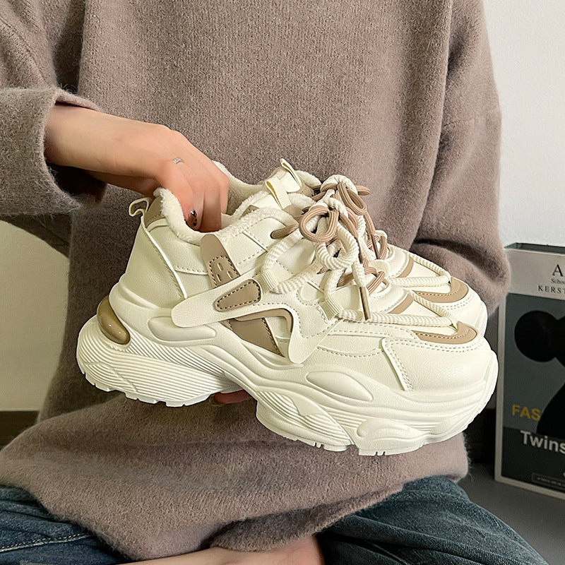 Damen Chunky Sneakers mit atmungsaktivem Obermaterial und stylishen Akzenten EB