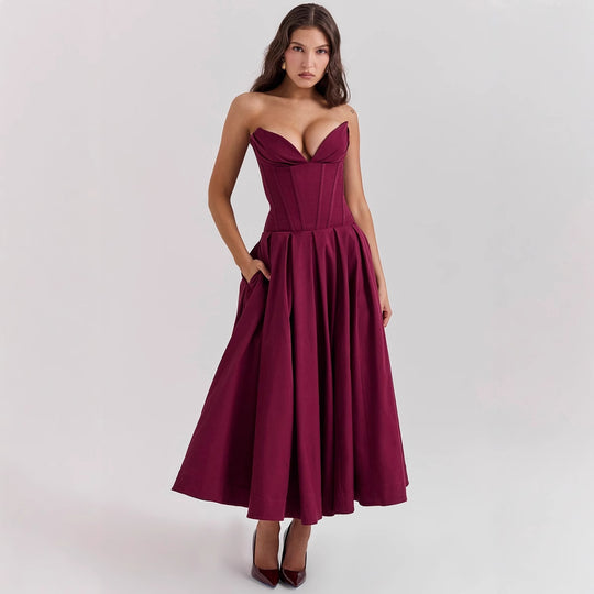 Damen Abendkleid mit taillierter Silhouette und A-linien Schnitt EB