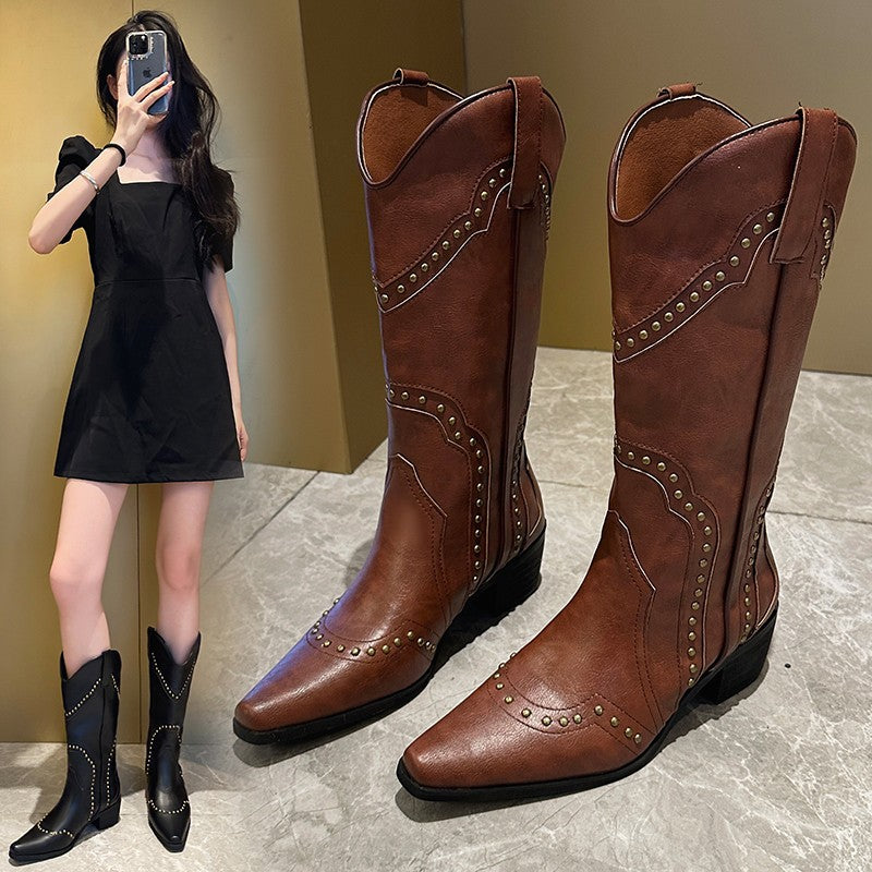 Damen Stiefeletten mit Nietenverzierung EB