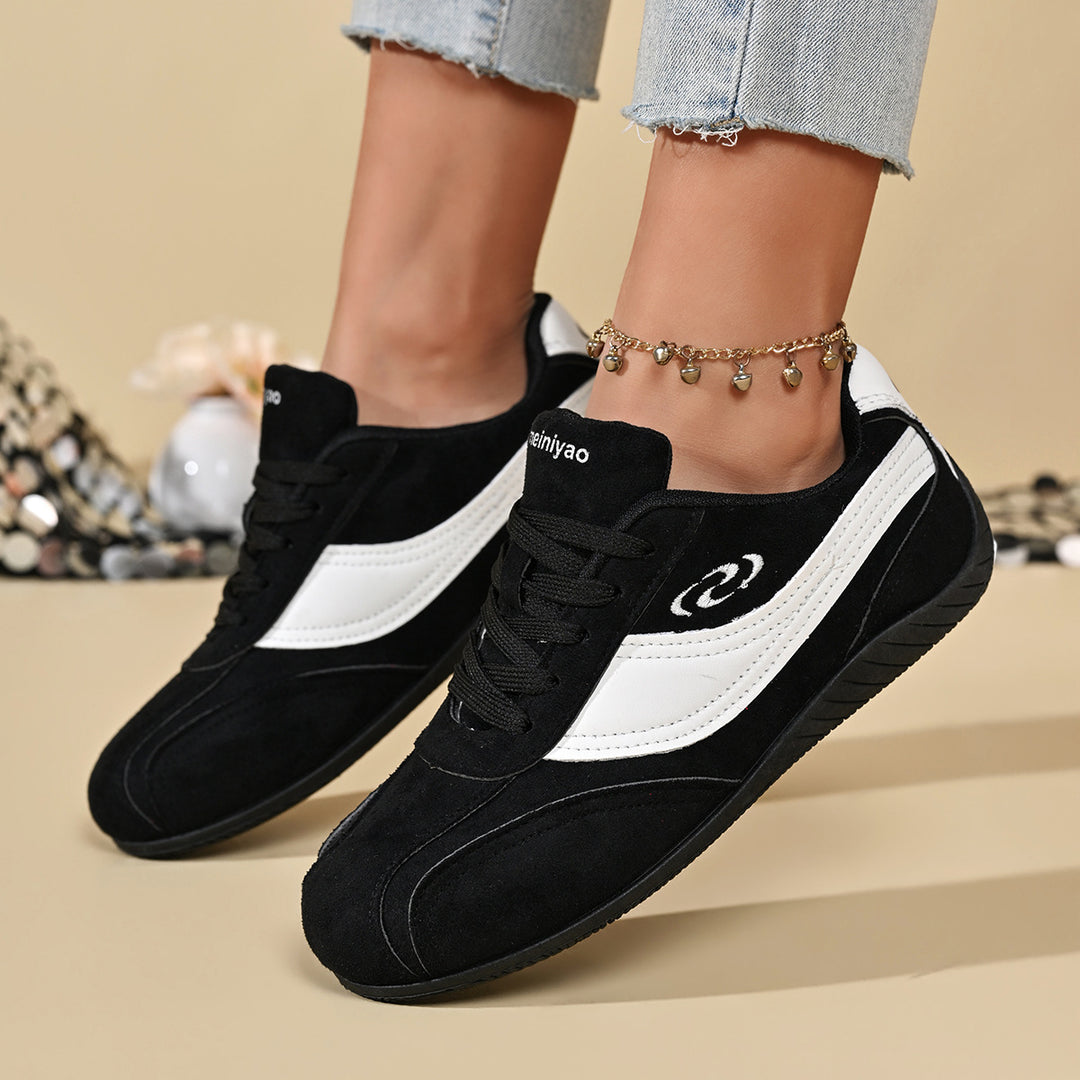 Damen Freizeitschuhe mit hochwertigem Veloursleder und rutschfester Gummisohle EB