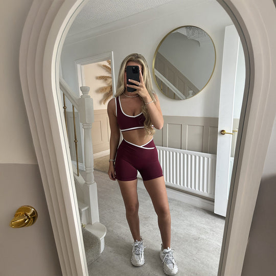 Damen Sportliches Oberteil und Shorts Set EB