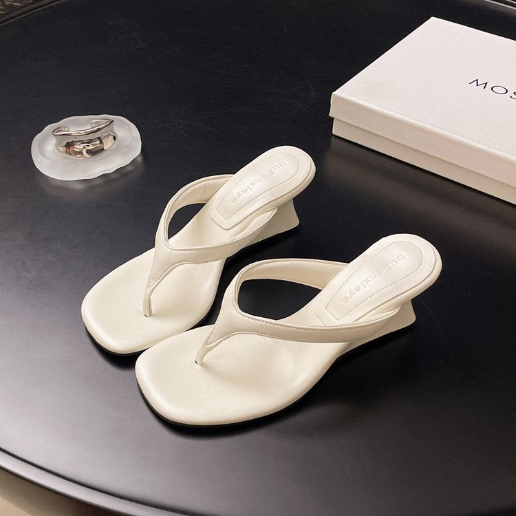 Damen modische Wedge-Pantoletten mit ergonomischem Fußbett und eleganten Riemen EB