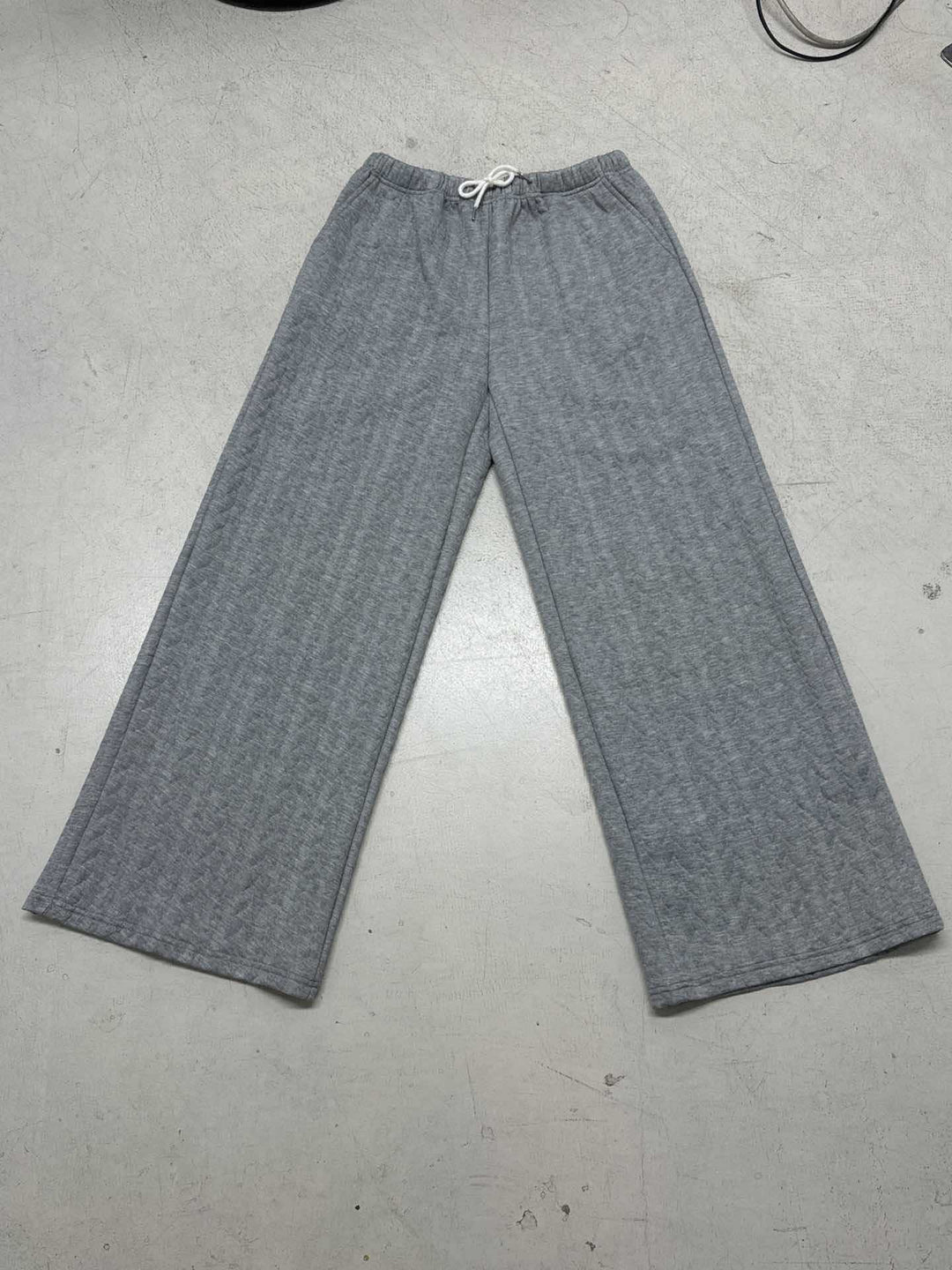 Damen nan weite Palazzo-Loungehose aus weichem Jersey mit Tunnelzug und Komfortbund EB