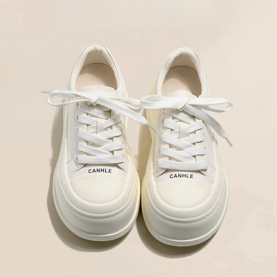 Damen Plateau-Sneaker mit trendigem Design und komfortabler Dämpfung EB