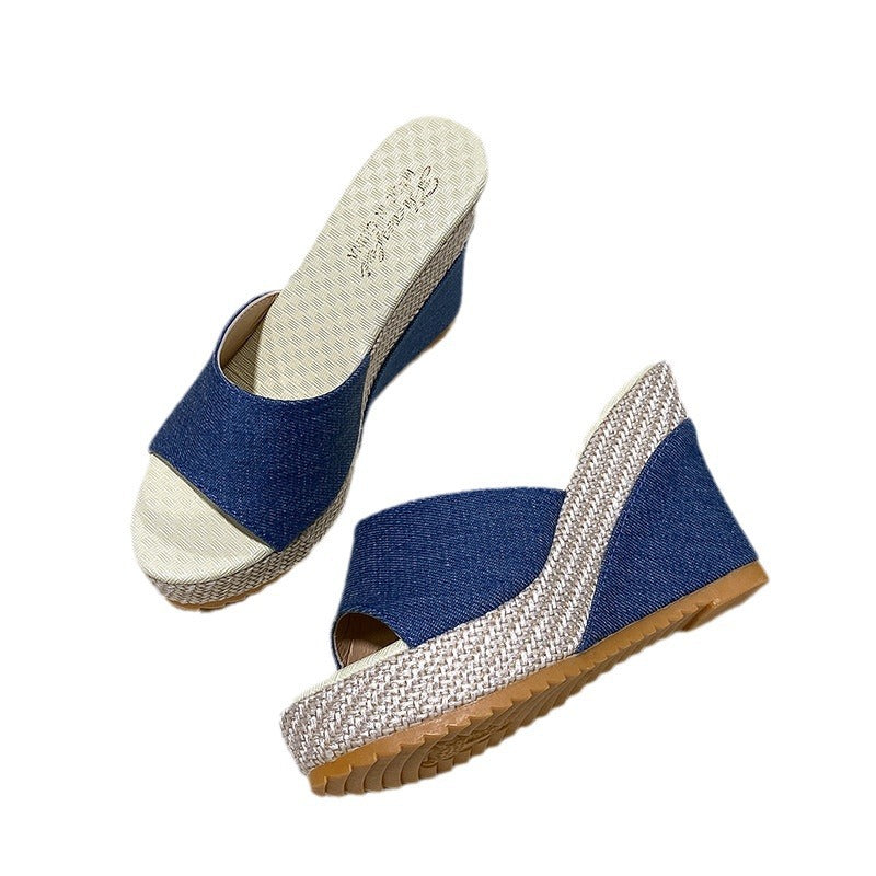 Damen Wedge-Sandaletten mit geflochtenem Absatz und modischem Obermaterial EB