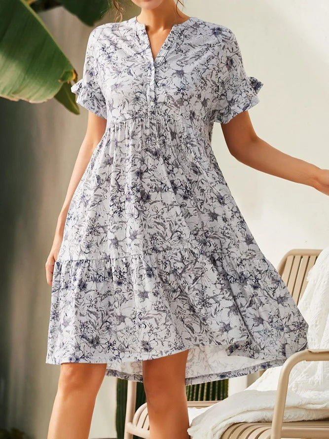 Damen lässiges Blumenkleid mit Knopfleiste und Rüschendetails EB
