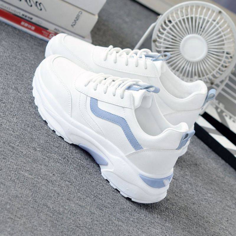 Damen Sportliche Sneaker mit gepolsterter Laufsohle und trendiger Silhouette EB
