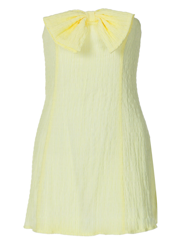 Damen Verspieltes Sommerkleid mit weitem Kragen und plissierten Details EB