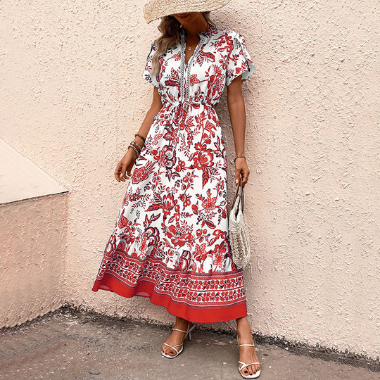 Damen Maxikleid mit floralen Mustern und tailliertem Design EB