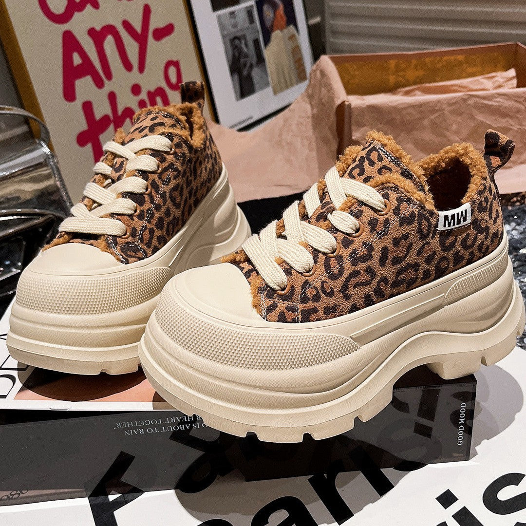 Damen Sneakers mit luxuriösem Fleece-Innenfutter und robustem Plateau EB