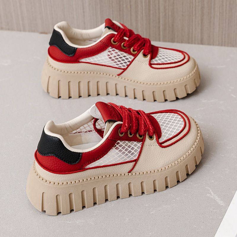 Damen Sportliche Sneaker mit luftigen Netzdetails und dicker Sohle EB