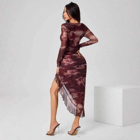 Damen Tailliertes Maxikleid mit asymmetrischem Saum und langen Ärmeln EB