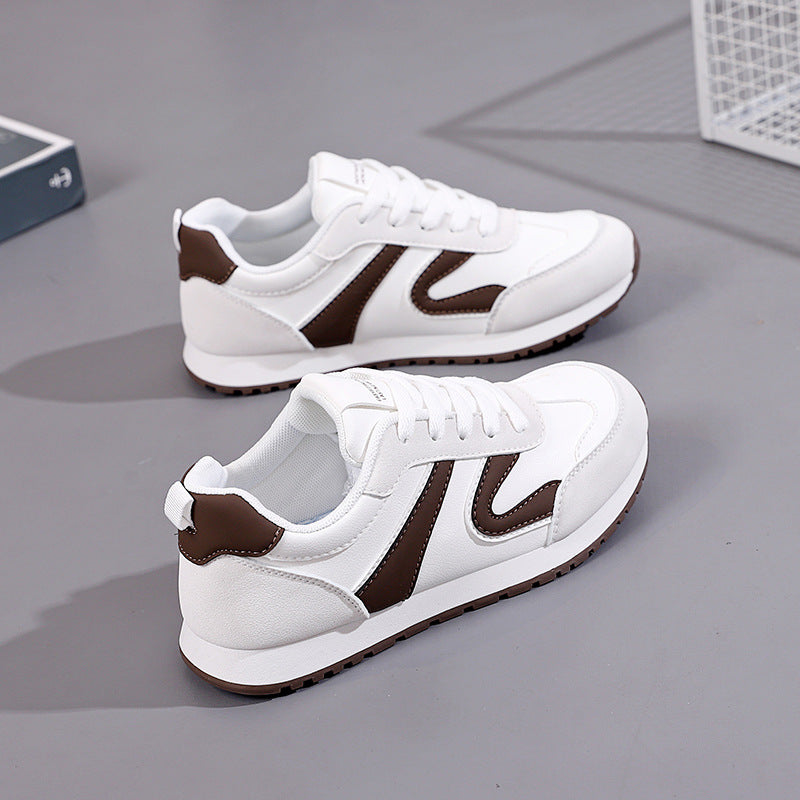 Damen Sneaker mit sportivem Design und atmungsaktiven Einsätzen EB