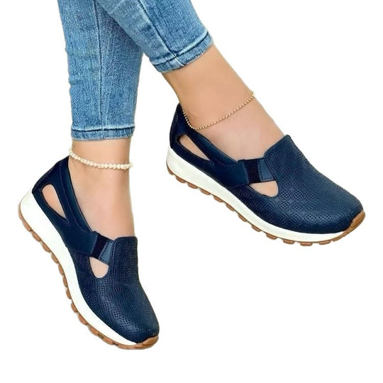 Damen  atmungsaktive Slip-On Keilsneaker aus Kunstleder mit Cut-Outs und gepolsterter Komfortsohle EB