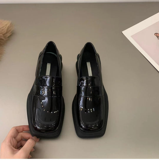 Damen Edle Lackleder-Ballerinas mit breitem Blockabsatz EB