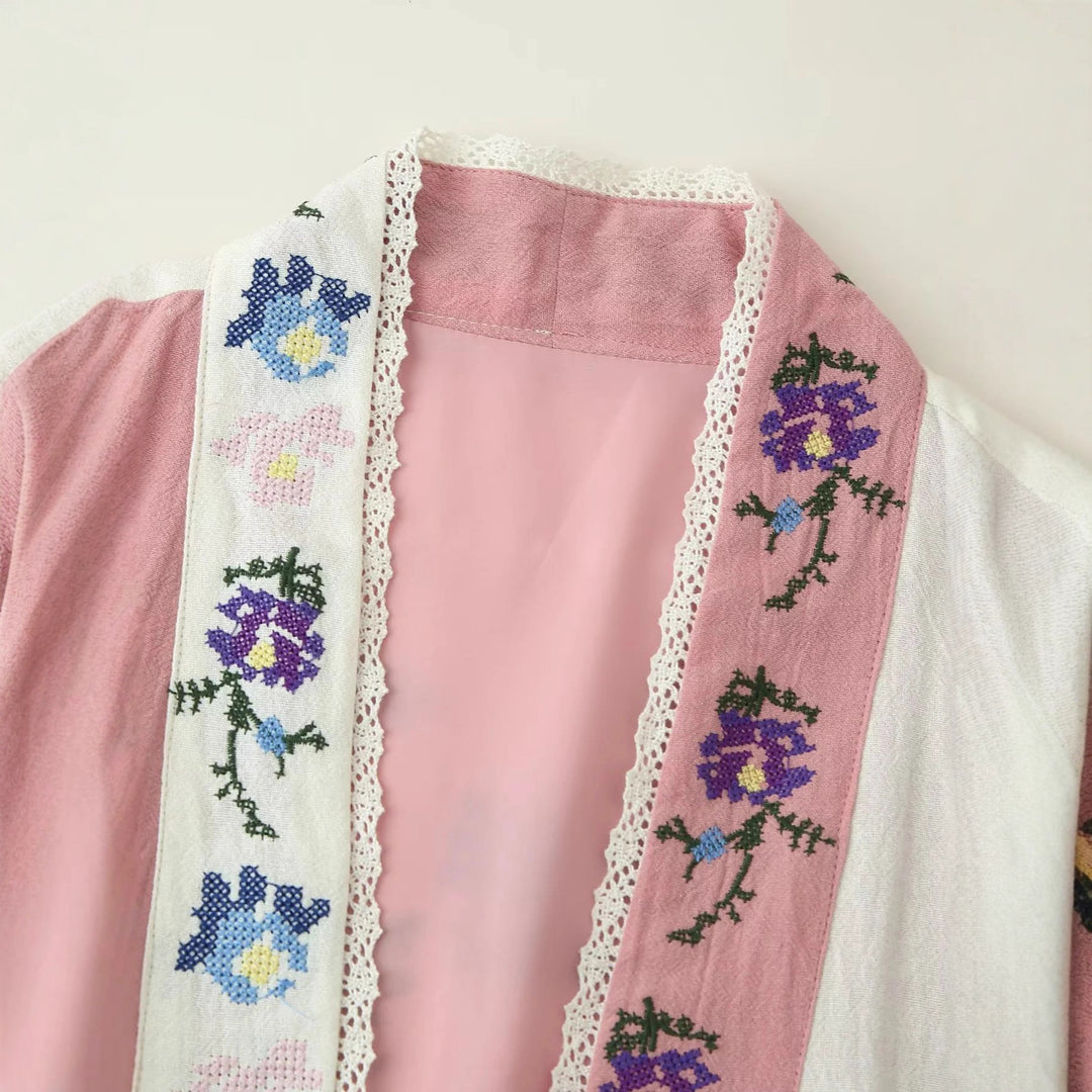 Damen Kimono-Jacke mit floralen Stickereien und elegantem Kragen EB