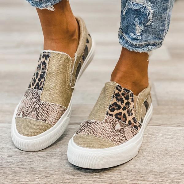 Damen modische Slip-On Sneakers mit Muster-Mix von EB