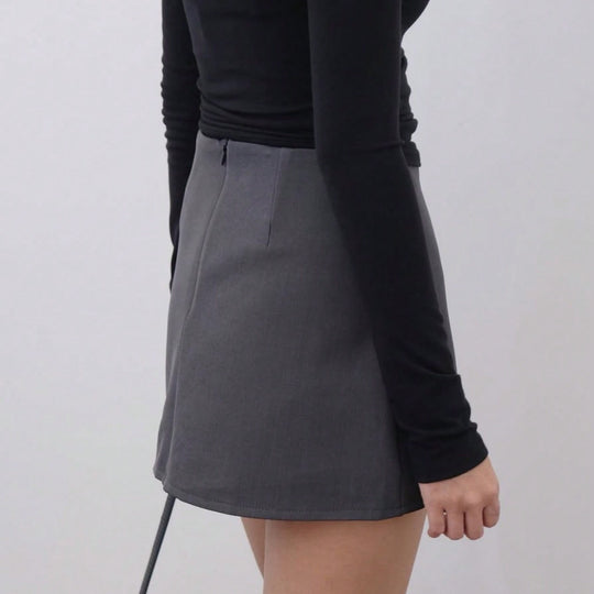 Damen modischer Minirock mit eleganter Knopfleiste EB