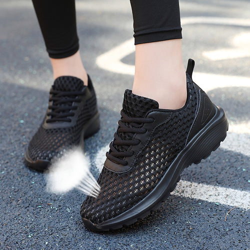 Damen Atmungsaktive Lauf-Sneaker mit flexiblem Mesh-Obermaterial EB