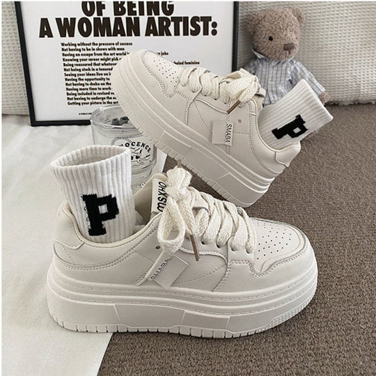 Damen Plattform-Sneaker mit modischem Design und bequemer Dämpfung EB