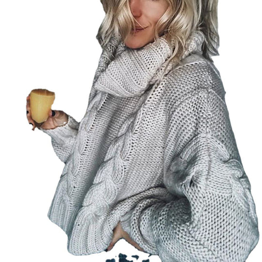 Damen Grobstrickpullover mit hohem Kragen und femininen Zopfmuster EB