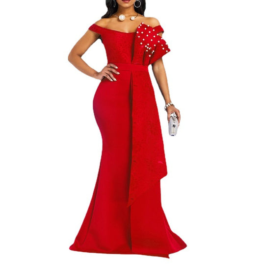Damen Elegantes Abendkleid mit floralem Oberteil und schwingendem Saum EB