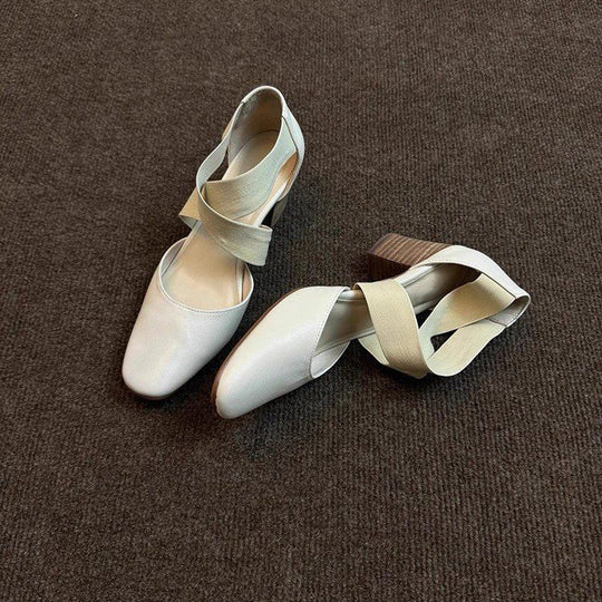Damen elegante Ballerinas mit geschmackvoller Überkreuz-Schnürung und komfortablem Blockabsatz EB