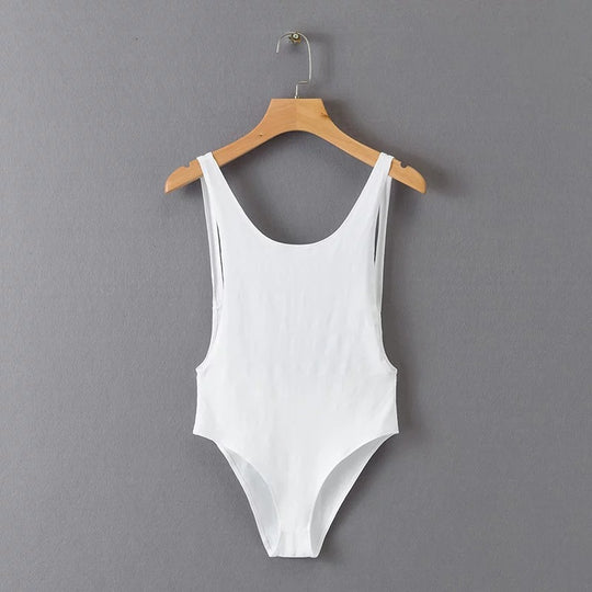 Damen Badeanzug mit stylischem Rückenausschnitt und figurformendem Schnitt EB