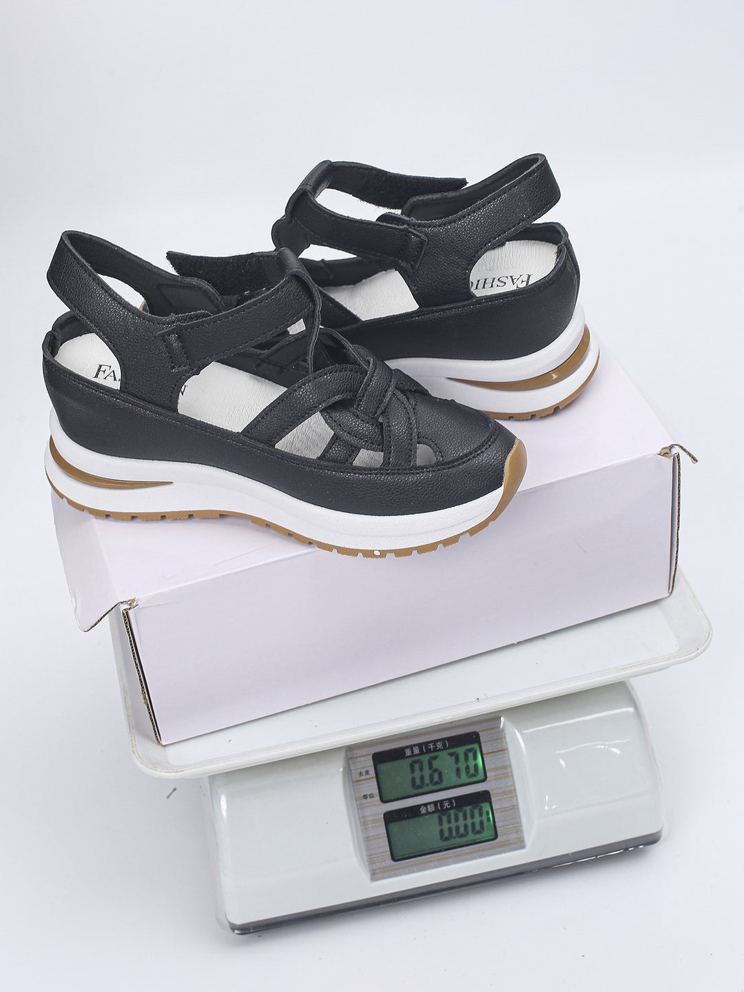Damen Plateau-Sandalen mit sportlicher Sneaker-Sohle und verstellbaren Klettriemen EB