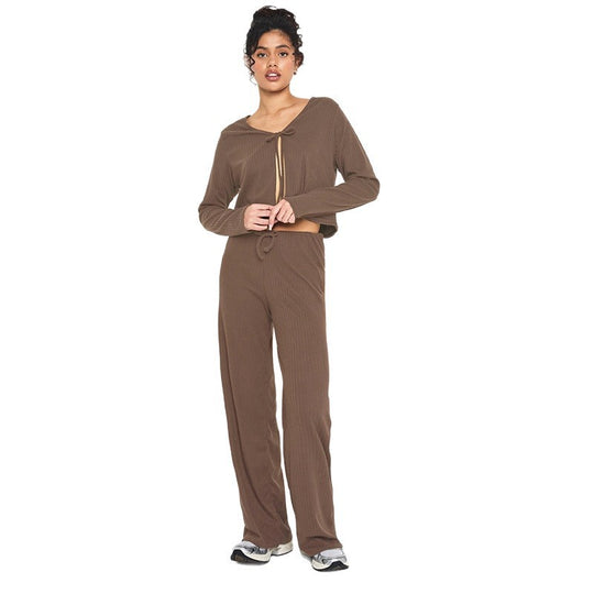 Damen bequemer Strickanzug mit cropped Jacke und weitem Hosenbein EB