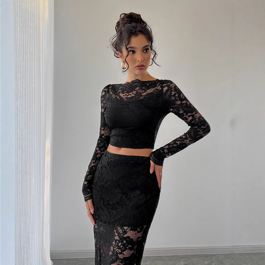 Damen nan zweiteiliges Spitzenensemble mit bauchfreiem Langarmoberteil und tailliertem Midirock EB