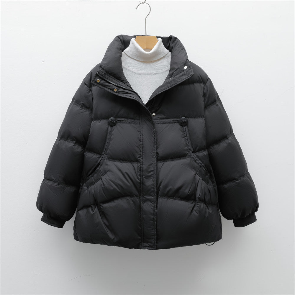 Damen voluminöse Winterjacke mit praktischen Taschen und hochschließendem Kragen EB