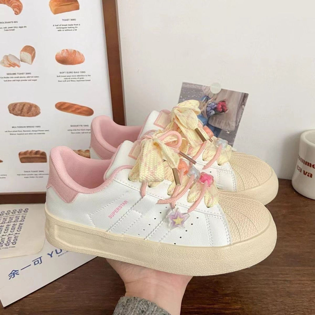 Damen modische Sneaker mit floralem Dekor und dämpfendem Sohlenprofil EB